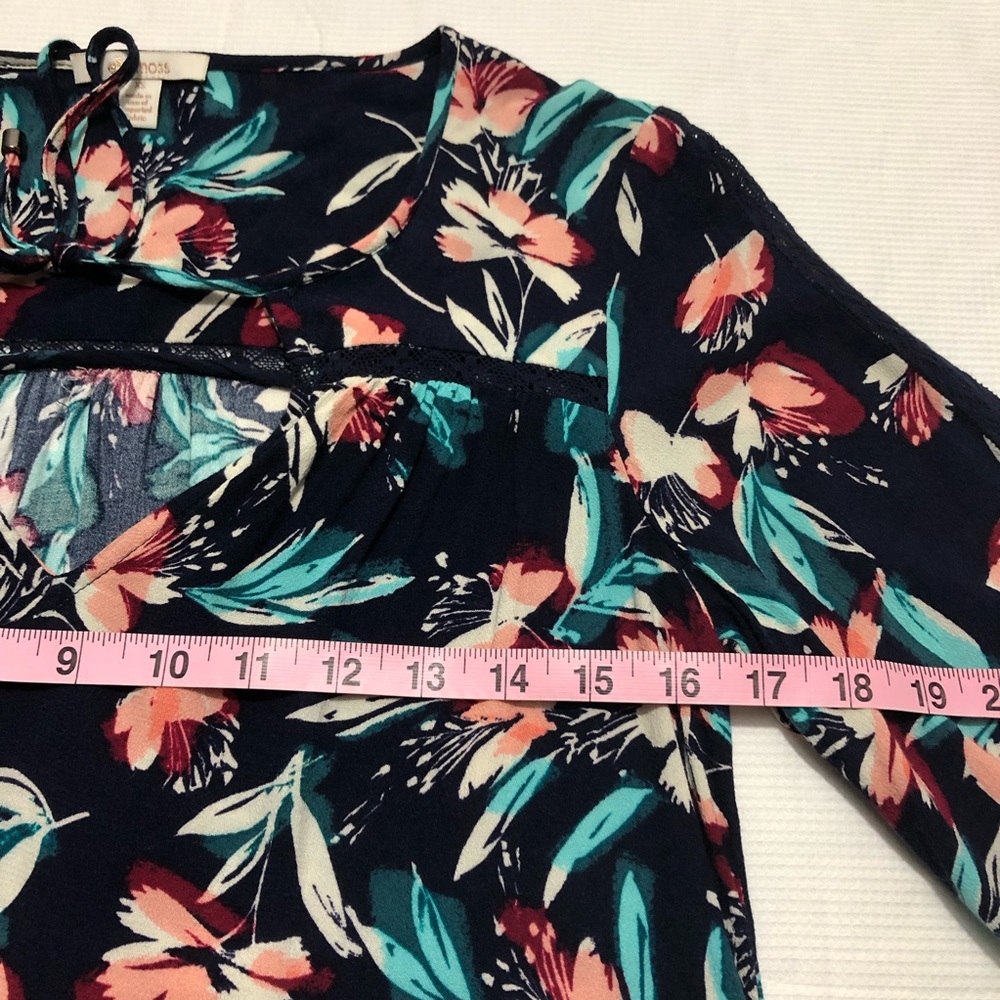 Ella Moss Blouse-i6 - Picture 2 of 8